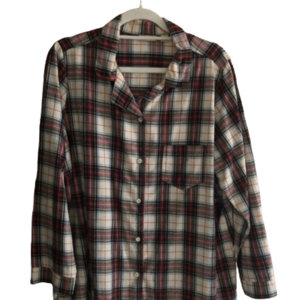 Women’s LL Bean red/white/green plaid flannel button down shirt 1X